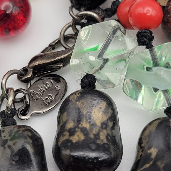 Beautiful & Colorful Beaded Necklace and Bracelet Set Middle is Cookie Lee - Picture 13 of 13